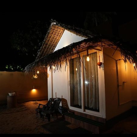 Tripsea Beach Villa Alappuzha Экстерьер фото