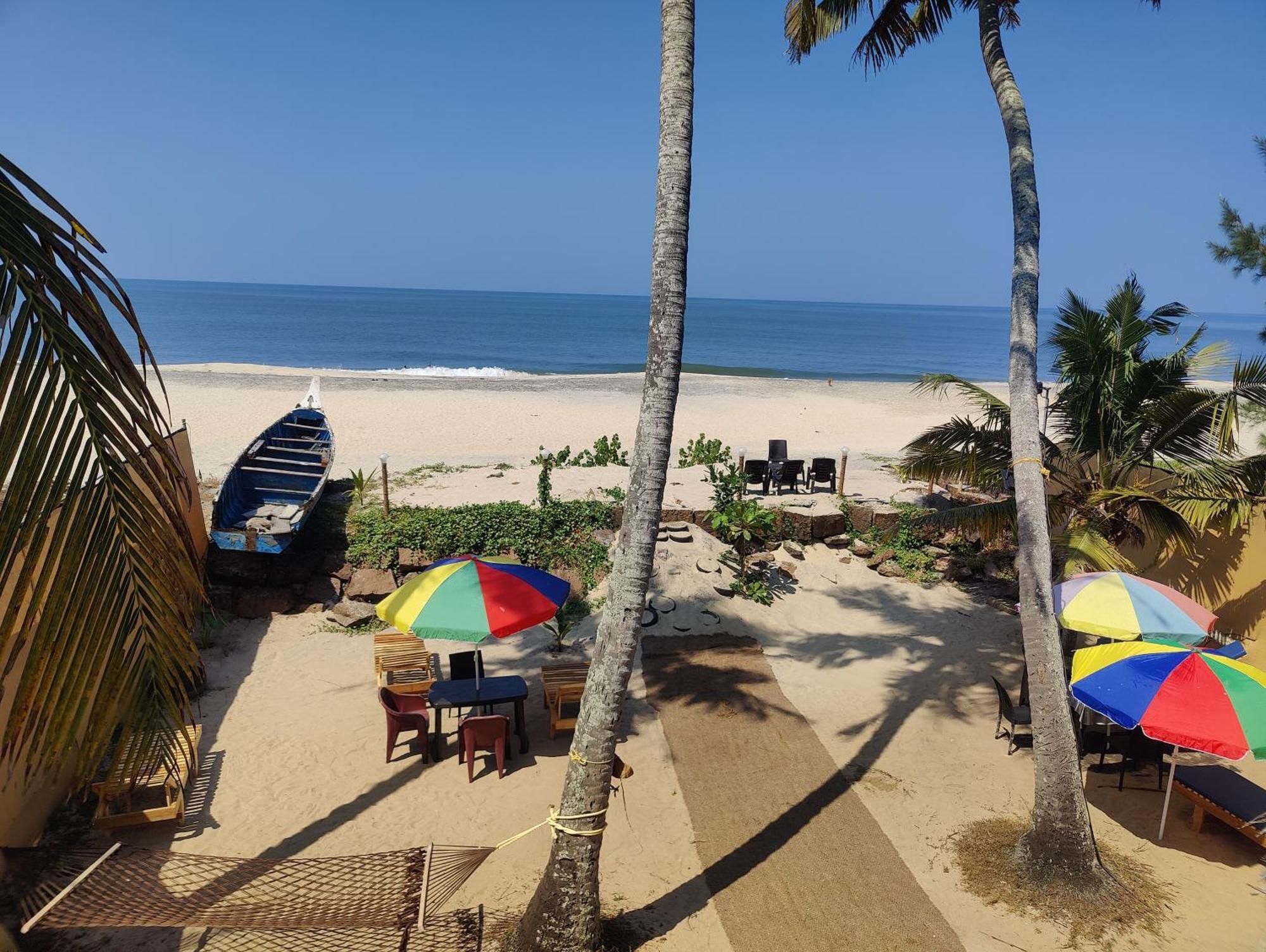 Tripsea Beach Villa Alappuzha Экстерьер фото