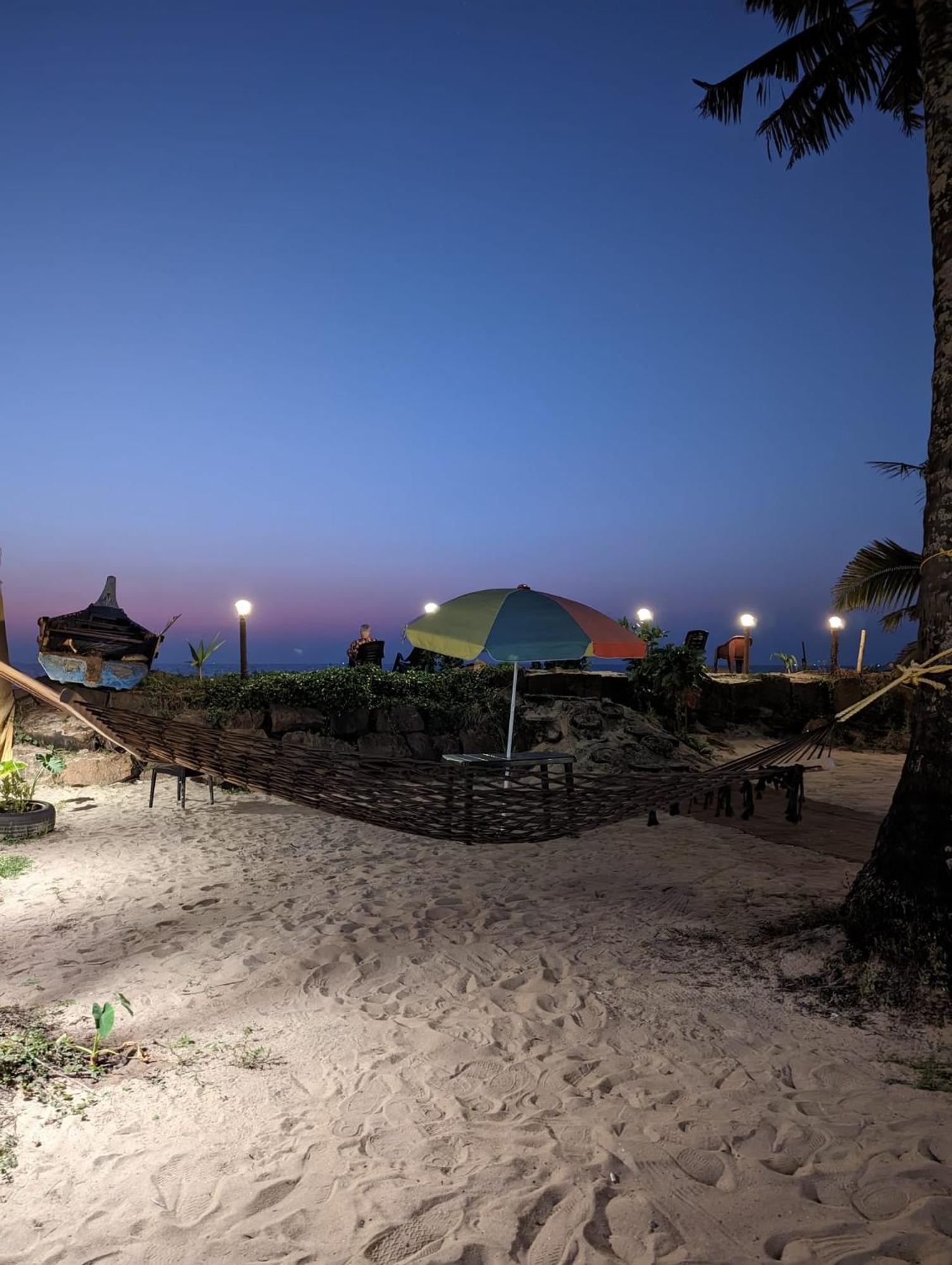 Tripsea Beach Villa Alappuzha Экстерьер фото